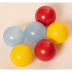 Set of 6 plastic balls